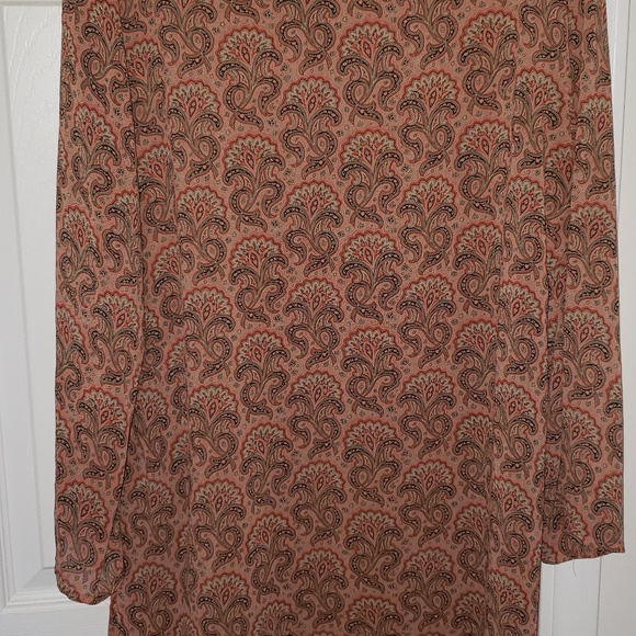 Blouse - Picture 2 of 2